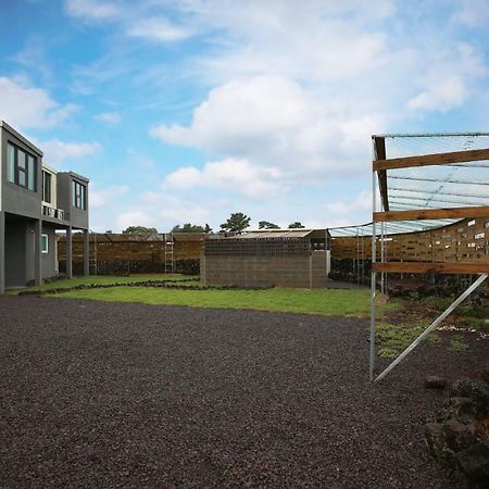 Ian Guesthouse Jeju Exterior foto